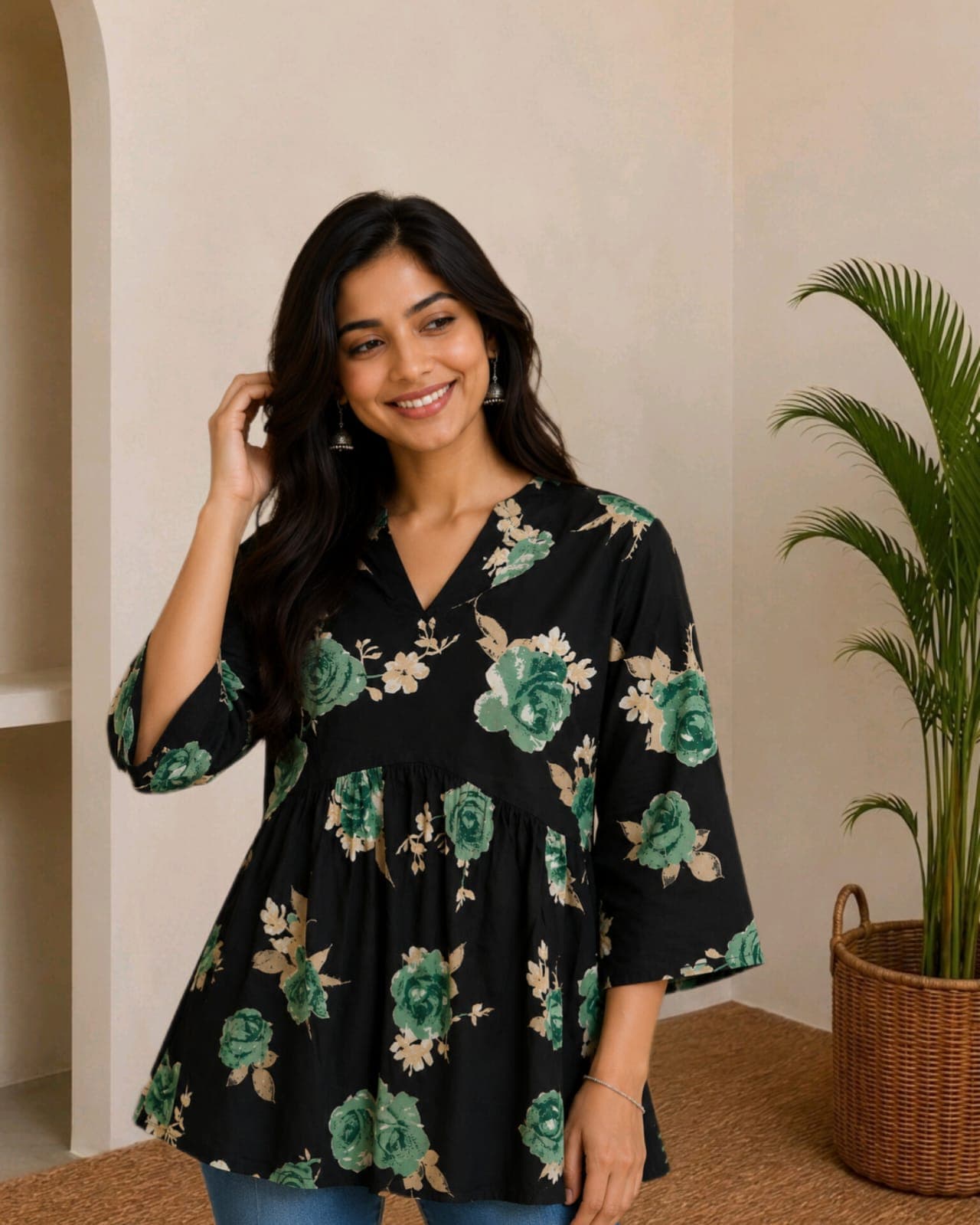 Peplum Short kurti(XS/Black and Green)